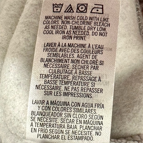 Tommy Hilfiger NWT Boys Grey/Heather Crewneck Sweatshirt Size M (12/14) - Picture 8 of 8